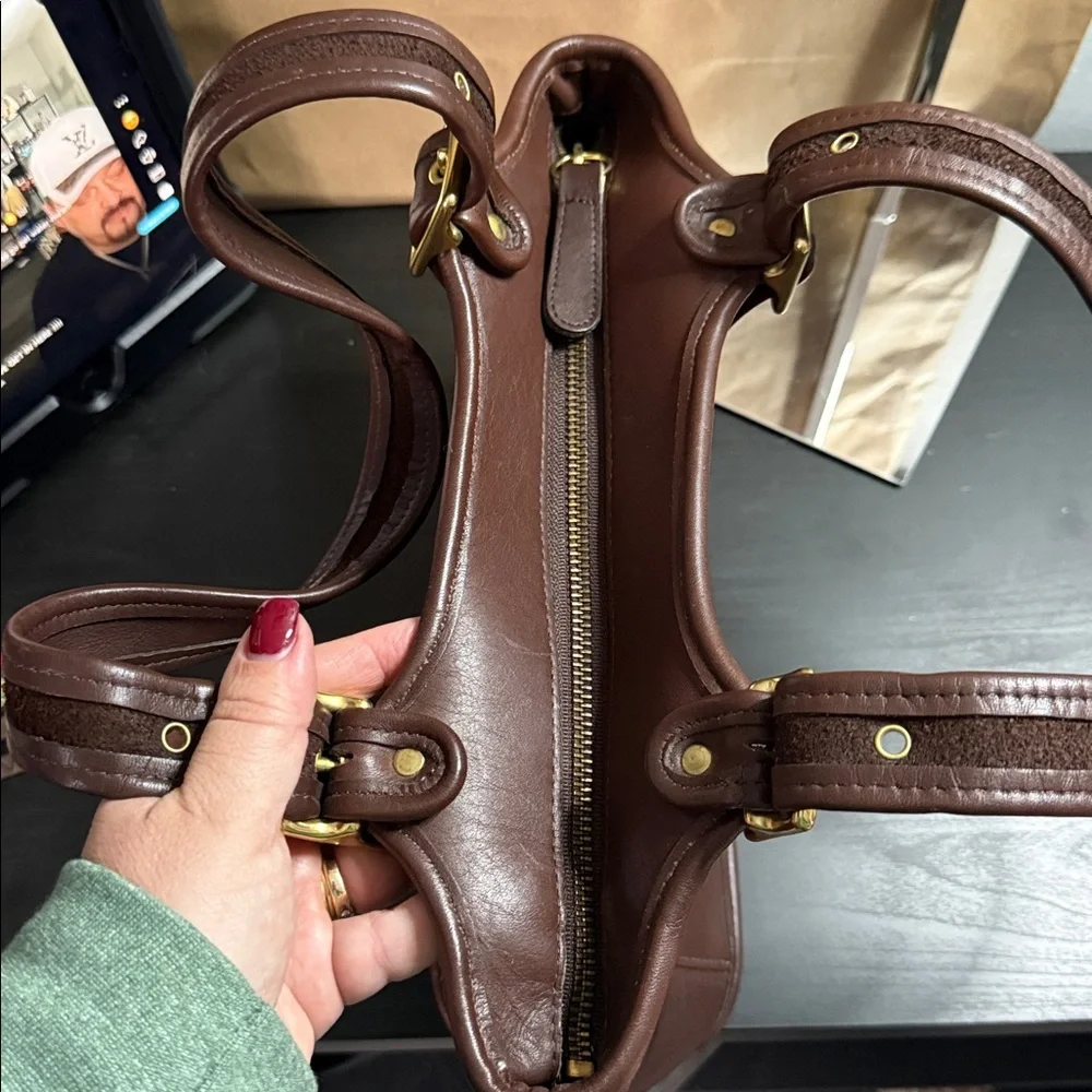 COACH Vintage Legacy Small Shopper Tote - Picture 14 of 17